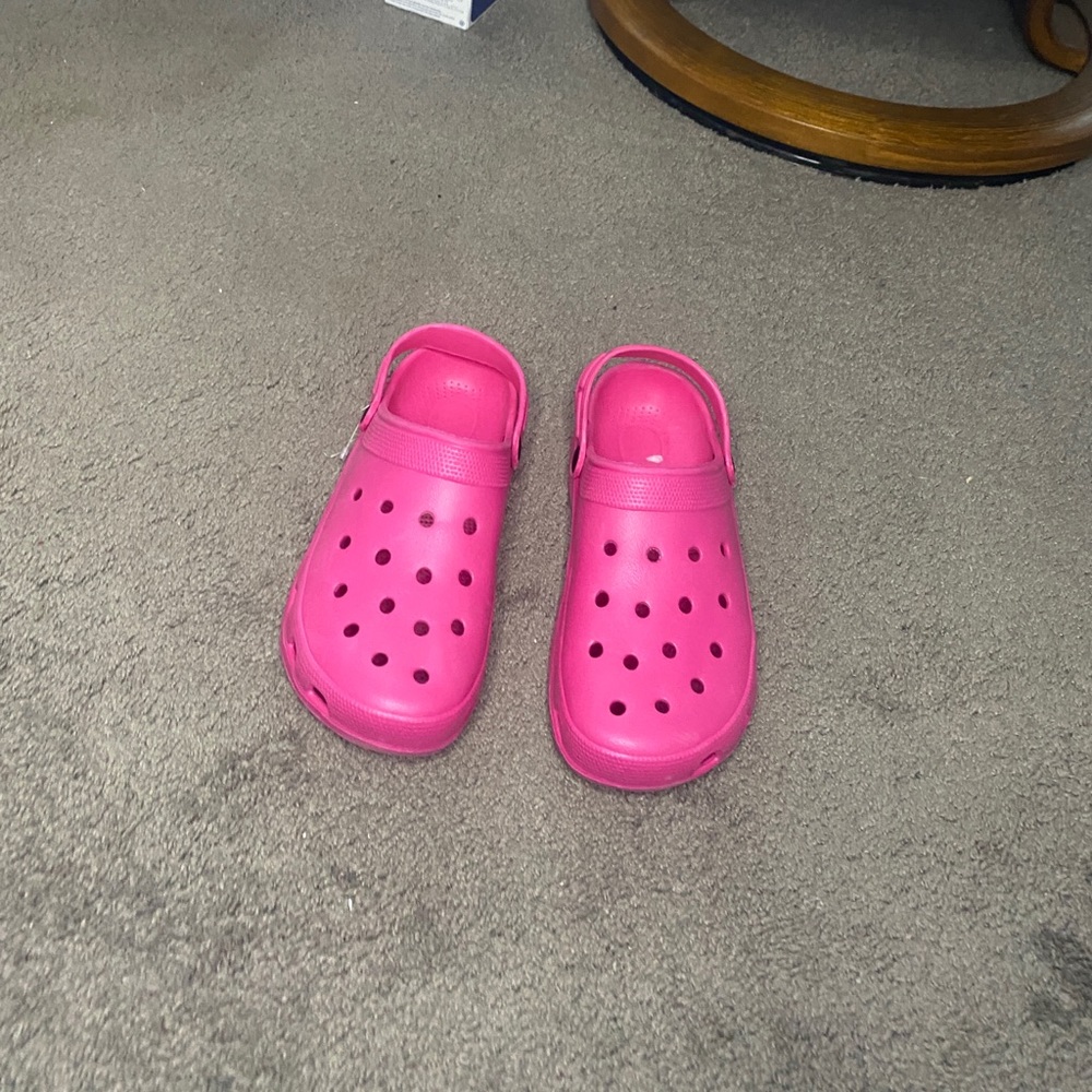 pink crocs
